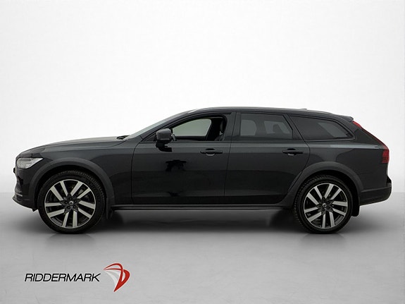 Volvo V90 Cross Country 4 of 25