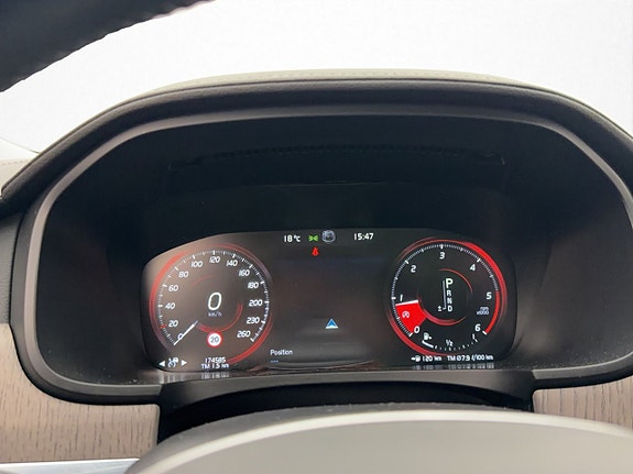 Volvo V90 Cross Country 17 of 25