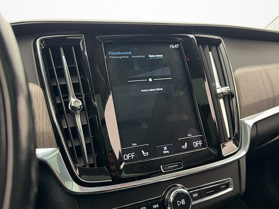 Volvo V90 Cross Country 21 of 25