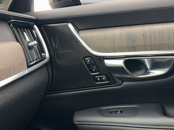 Volvo V90 Cross Country 15 of 25