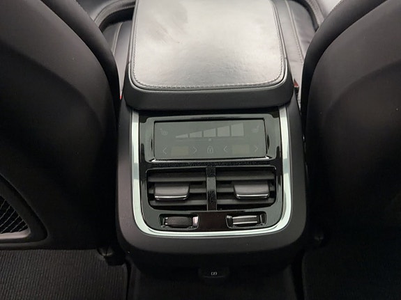 Volvo V90 Cross Country 22 of 25