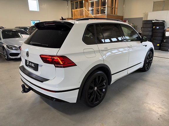 Volkswagen Tiguan 17 of 17