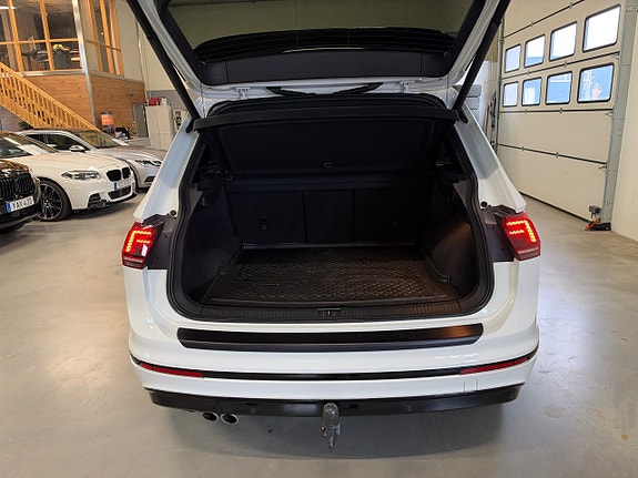 Volkswagen Tiguan 6 of 17