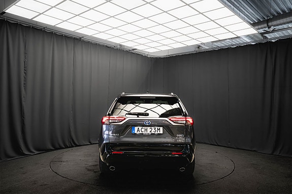 Toyota RAV4 7 of 22