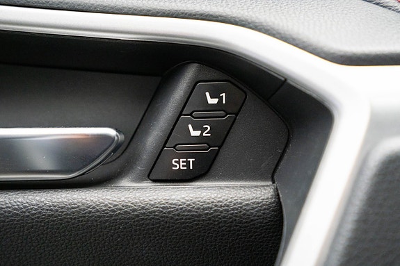 Toyota RAV4 15 of 22