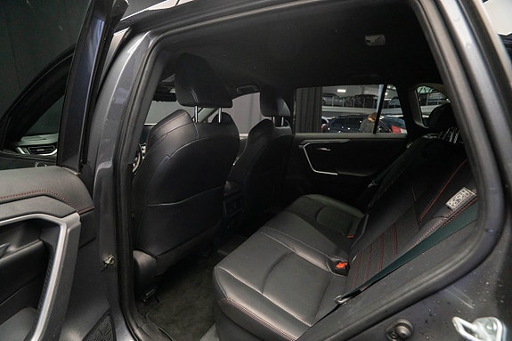 Toyota RAV4 21 of 22