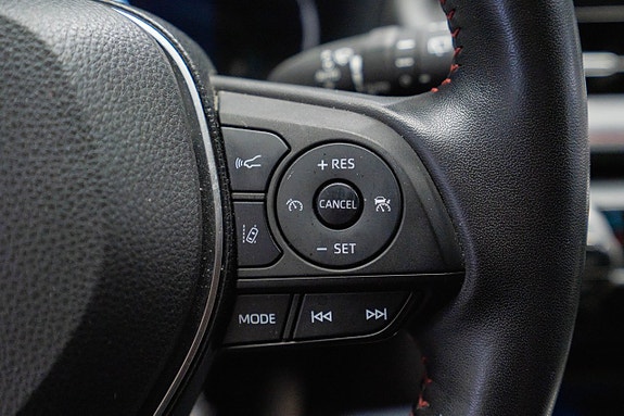Toyota RAV4 16 of 22