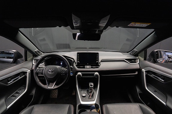 Toyota RAV4 14 of 22
