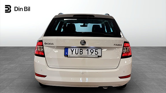 Skoda Fabia 5 of 12