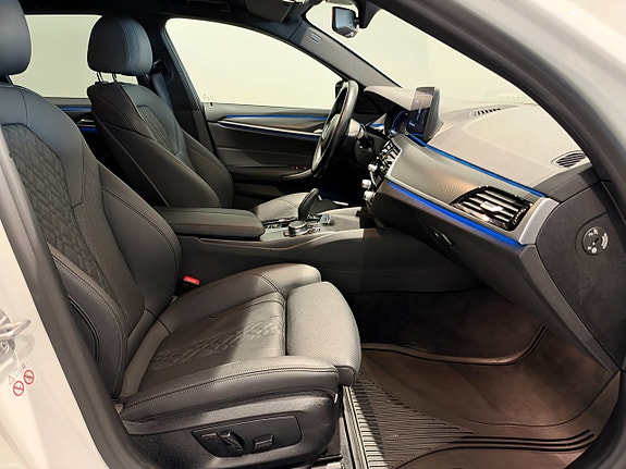 BMW 530e 8 of 18