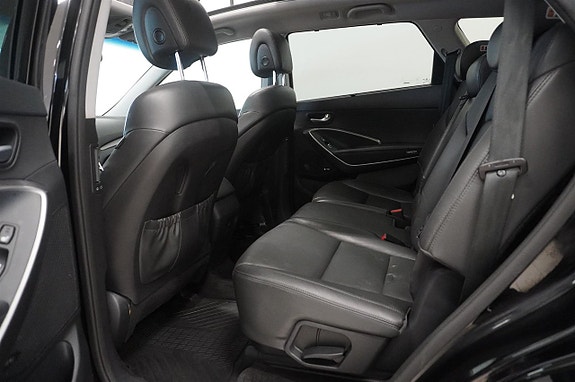 Hyundai Grand Santa Fe 8 of 14