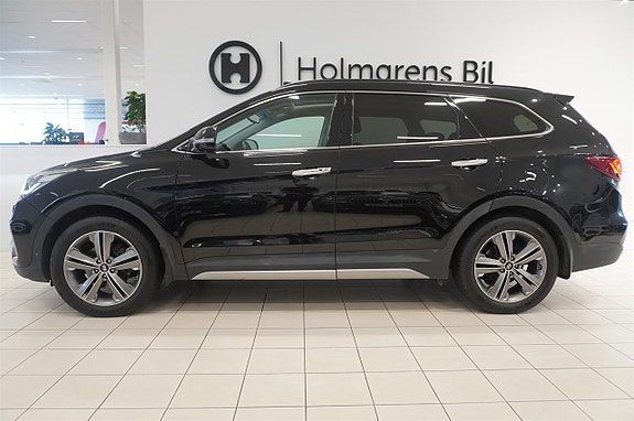Hyundai Grand Santa Fe 3 of 14