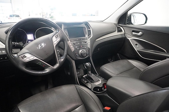 Hyundai Grand Santa Fe 9 of 14
