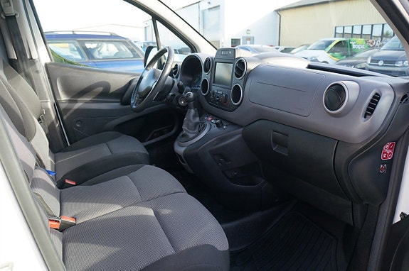 Peugeot Partner 5 of 8