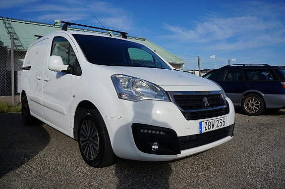 Peugeot Partner 3 of 8