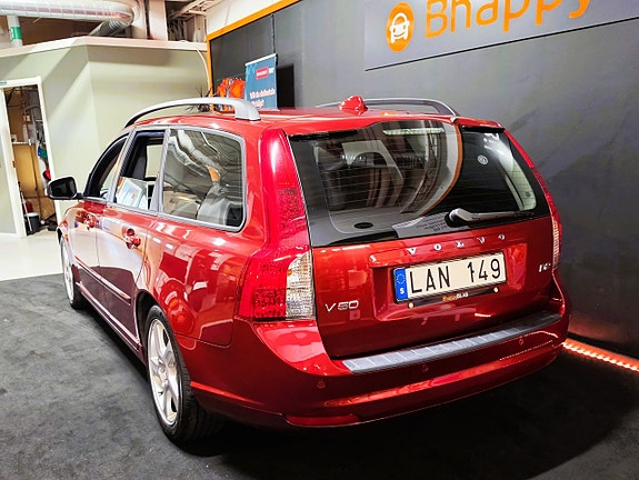 Volvo V50 6 of 19