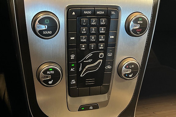 Volvo V40 20 of 29