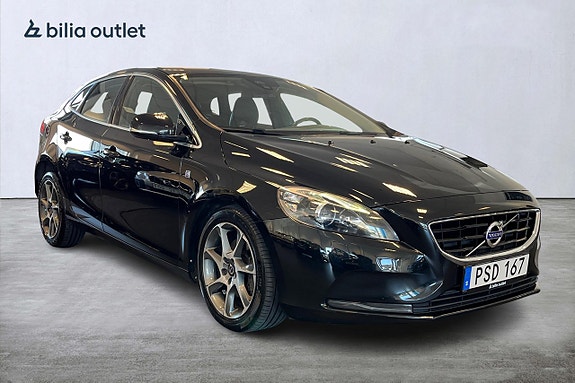 Volvo V40 8 of 29