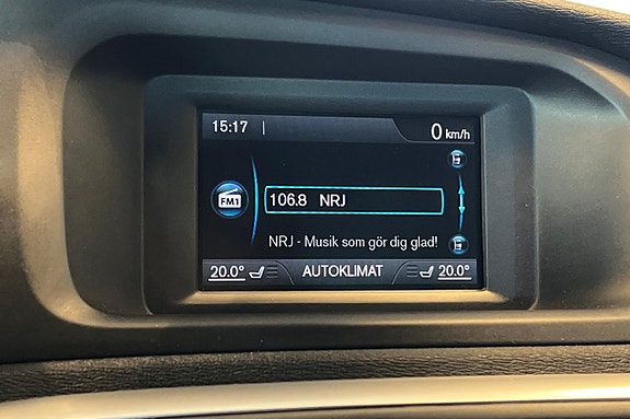 Volvo V40 18 of 29