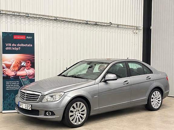 Mercedes-Benz C320