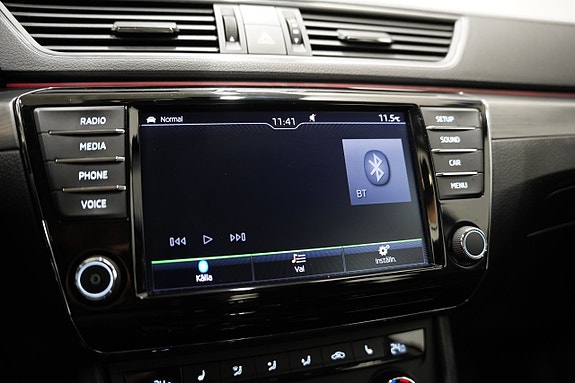 Skoda Superb 18 of 22