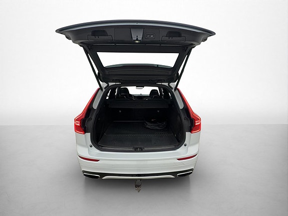 Volvo XC60 9 of 30