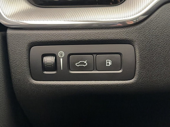 Volvo XC60 21 of 30