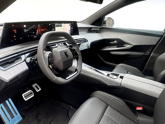 Peugeot 5008 5 of 14