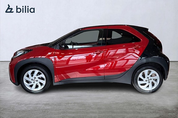 Toyota Aygo X 3 of 23