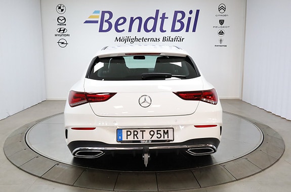 Mercedes-Benz CLA250 e 9 of 29