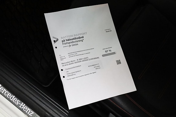 Mercedes-Benz CLA250 e 2 of 29