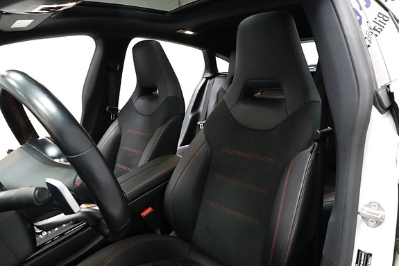 Mercedes-Benz CLA250 e 10 of 29