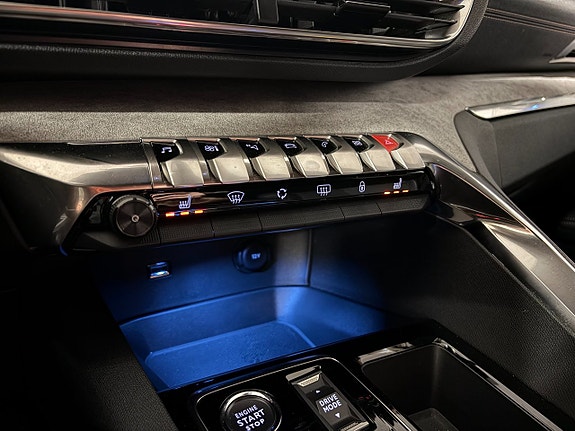 Peugeot 3008 12 of 17