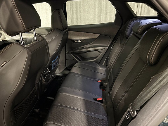 Peugeot 3008 6 of 17