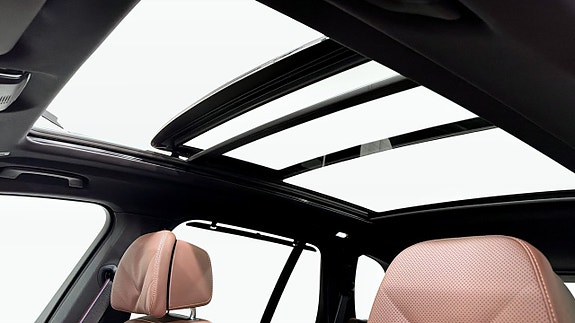 BMW X5 13 of 18