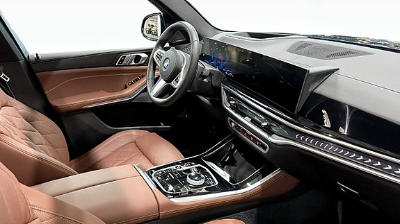 BMW X5 3 of 18