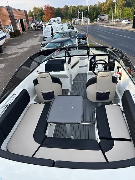 Finnmaster 62BR- Yamaha F150 DETX 6 of 12