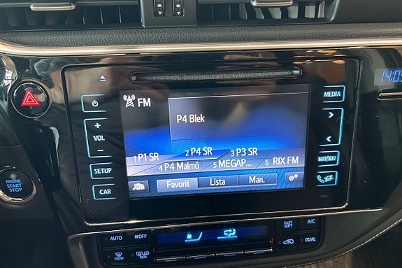 Toyota Auris 16 of 21