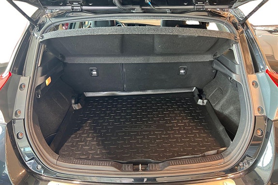 Toyota Auris 13 of 21