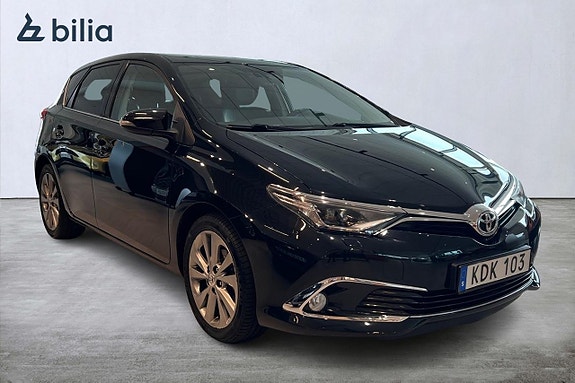 Toyota Auris 21 of 21