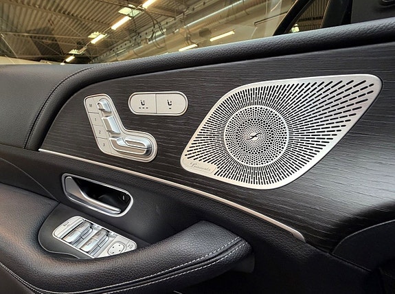 Mercedes-Benz GLE350 de 13 of 16