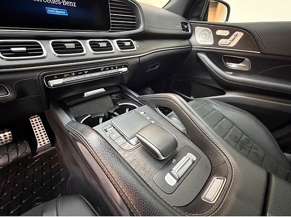 Mercedes-Benz GLE350 de 14 of 16