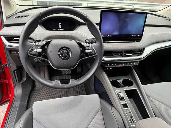 Skoda Enyaq 7 of 11