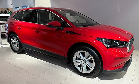 Skoda Enyaq 4 of 11