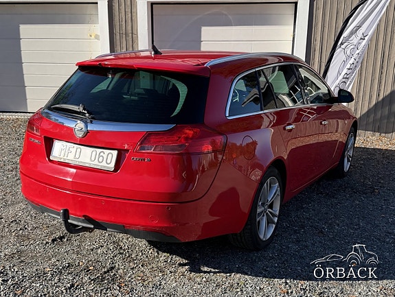 Opel Insignia 3 of 16