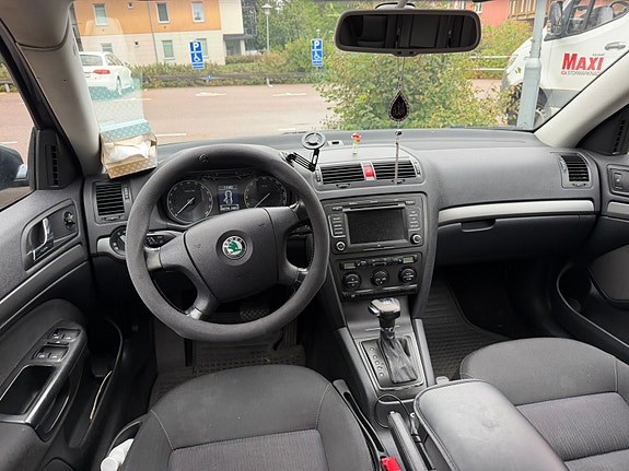 Skoda Octavia 4 of 5