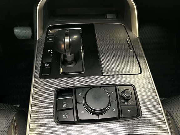 Mazda CX-60 17 of 18