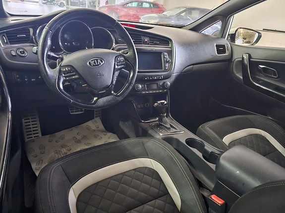 Kia Ceed 7 of 7