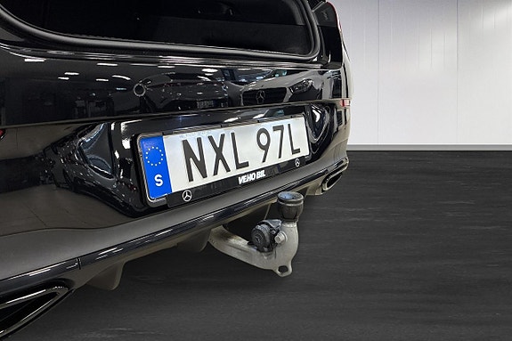 Mercedes-Benz CLA250 e 14 of 22