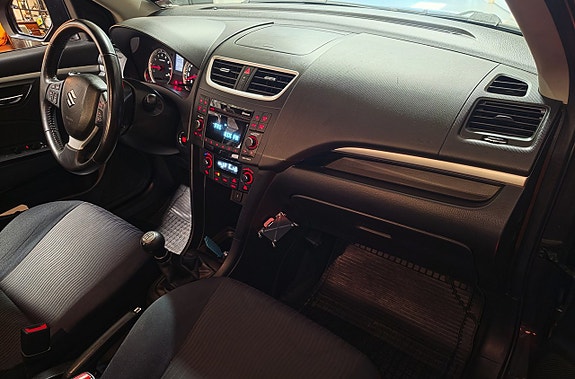 Suzuki Swift 15 of 20